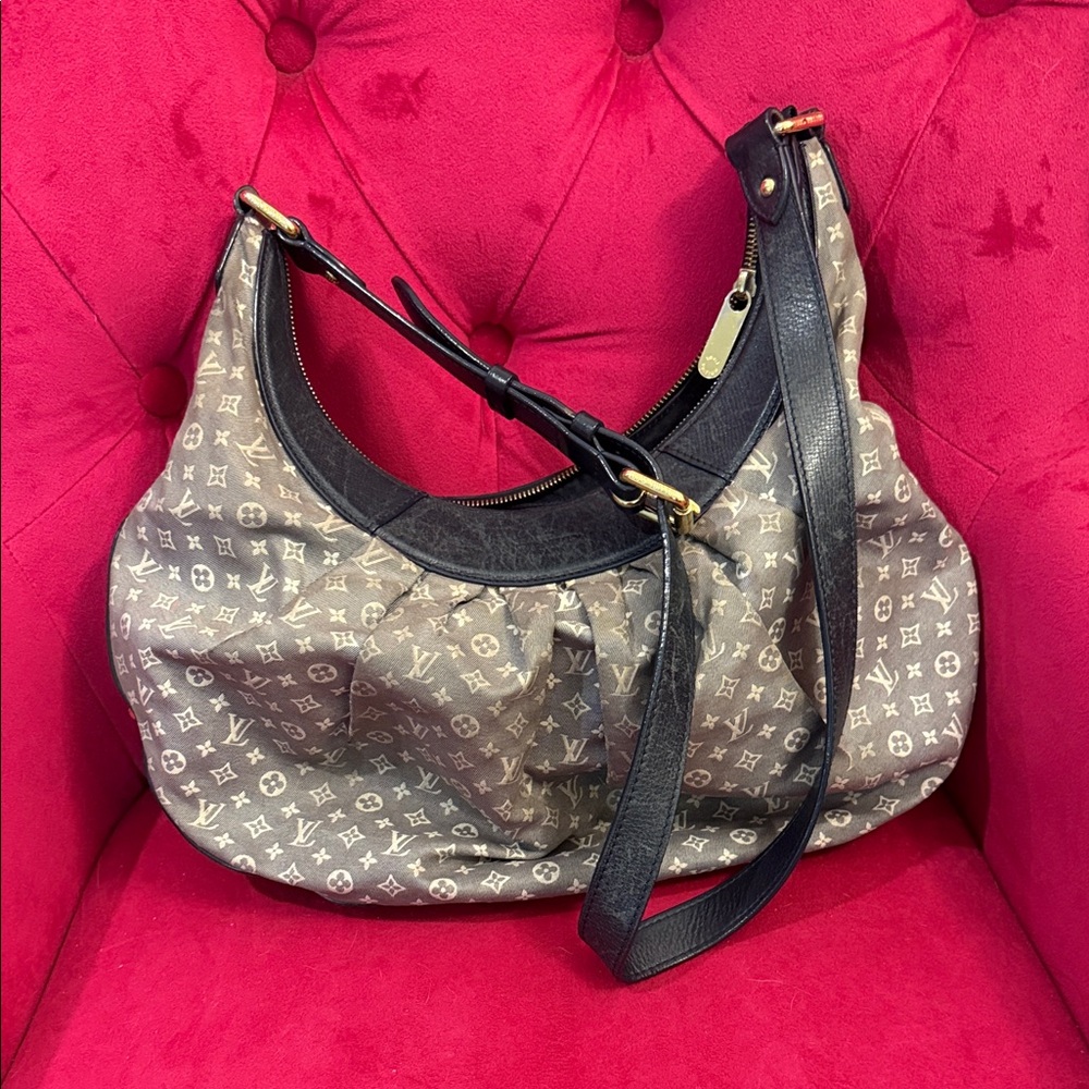 Louis Vuitton Rhapsody MM Grey - hobo style crossbody